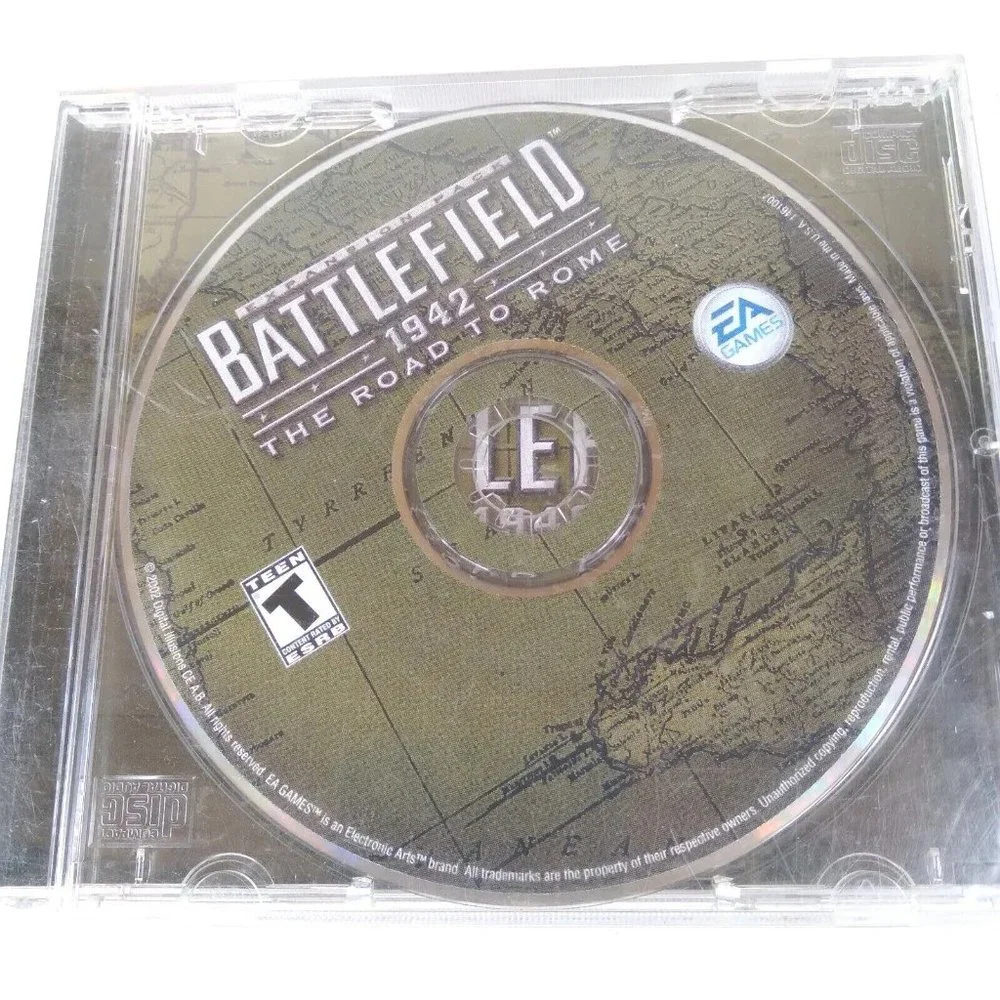 LOT 8 PC GAMES Call‎ of Duty Battlefield Pinball Centipede Sim City 2000